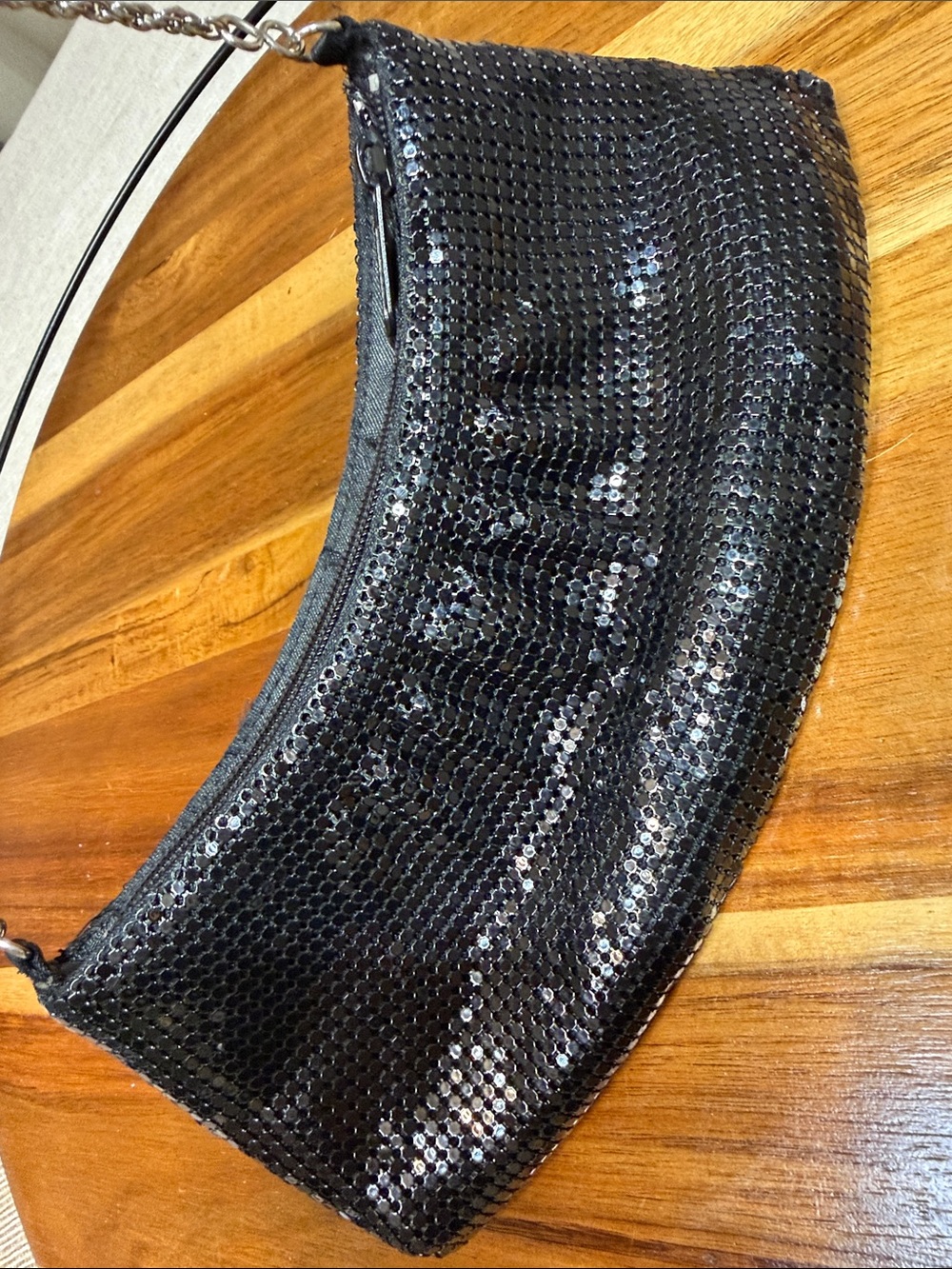 Black Cache clutch bag - Picture 10 of 10